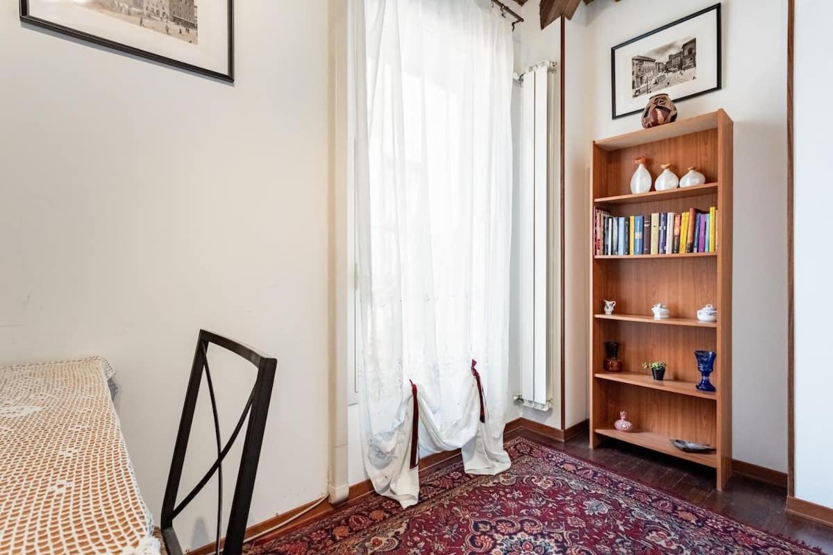 Gamberini House - Private Garden Apartment Bologna Exterior photo